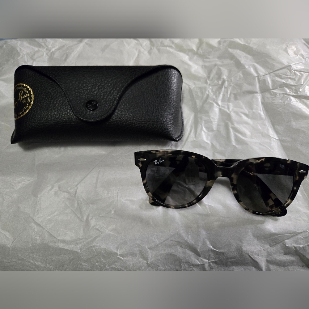 Ray-Ban Tortoise Sunglasses